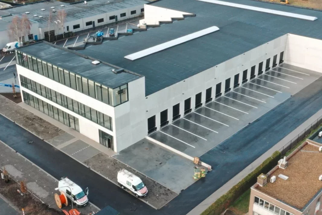 Crossdockdepot van Gheeraert Transport in Sint-Niklaas – beeld 2